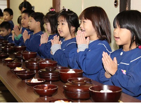 10 quy tắc ứng xử mà trẻ em Nhật Bản phải thuộc lòng ngay từ nhỏ
